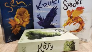 Read more about the article Sen, Kruki, Smoki czy Koty – porównanie gier z uniwersum Snu